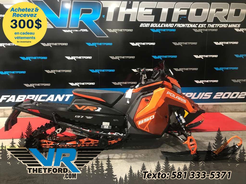 Polaris 850 INDY VR1 137 ES 2024