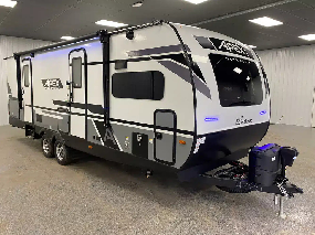 Coachmen Apex UltrA-Lite 2025