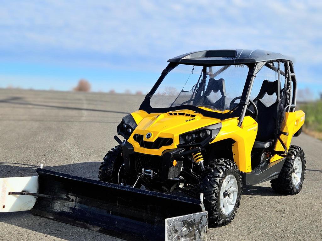 Can-Am COMMANDER XT 800 2015