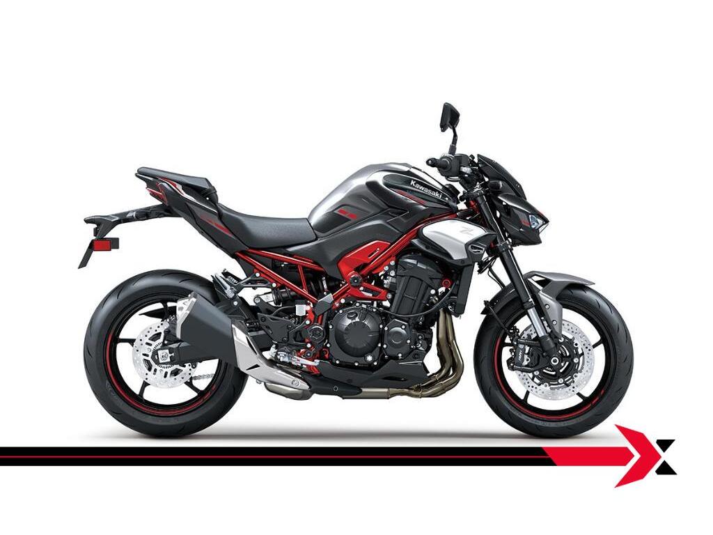 Kawasaki Z900 2025