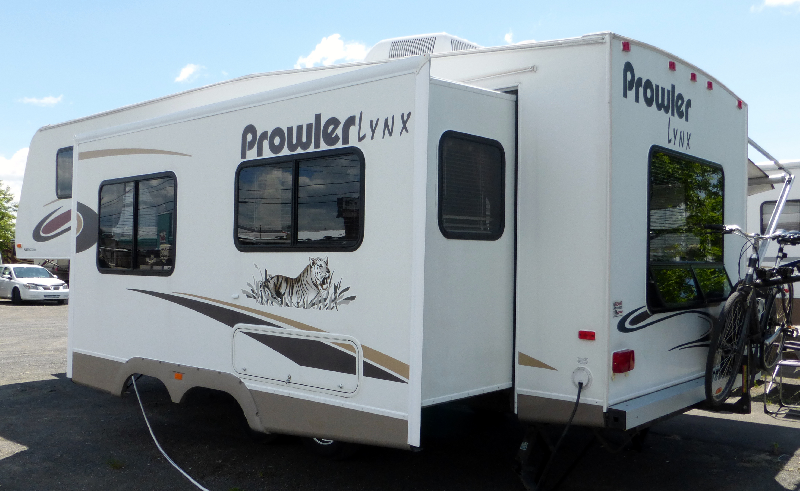  Caravane à sellette  Prowler Lynx 2004 ,28 pieds à vendre