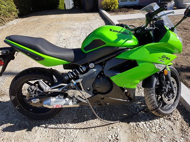  Kawasaki Ninja 400R  à vendre