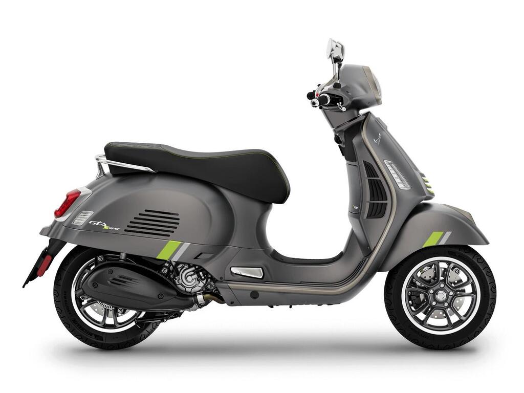 Vespa GTS 300 Super Tech 2023