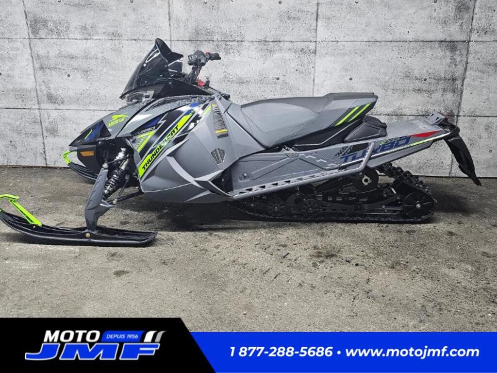 Motoneige Arctic Cat  2022 à vendre