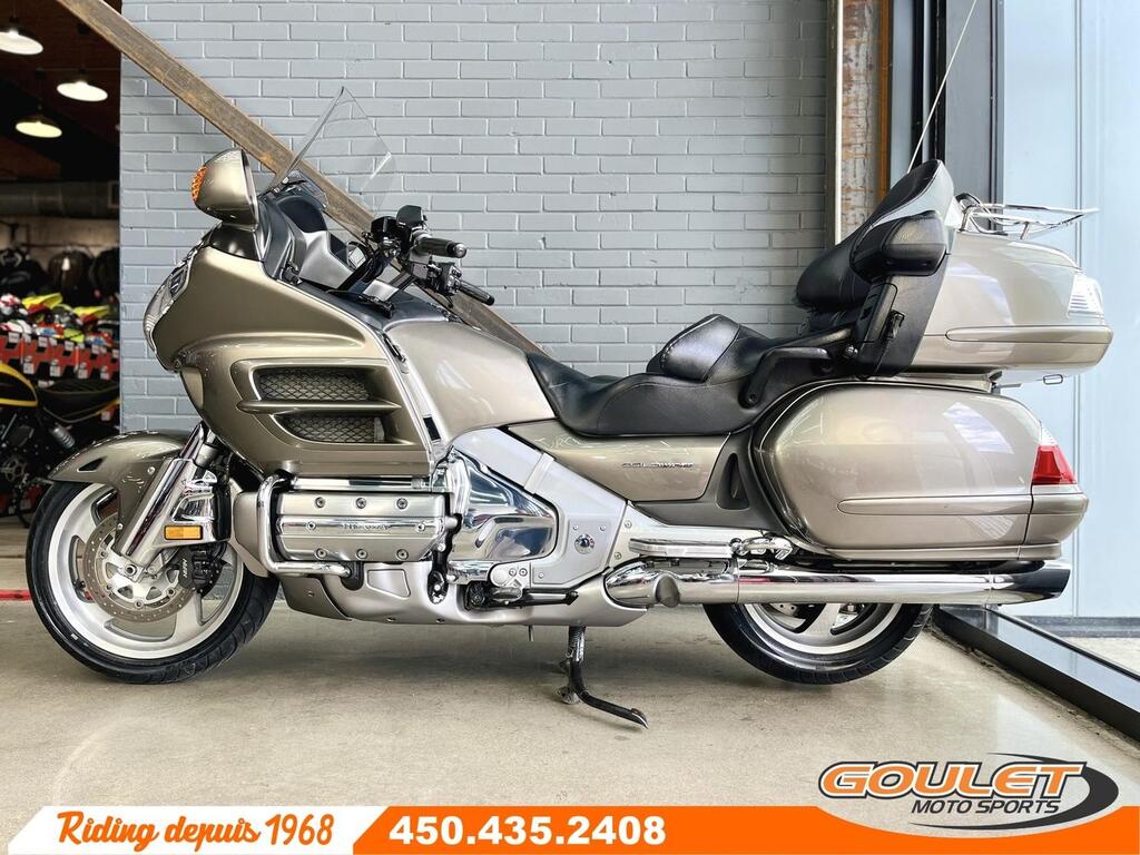 Moto tourisme Honda GL1800 Goldwing 2006 à vendre