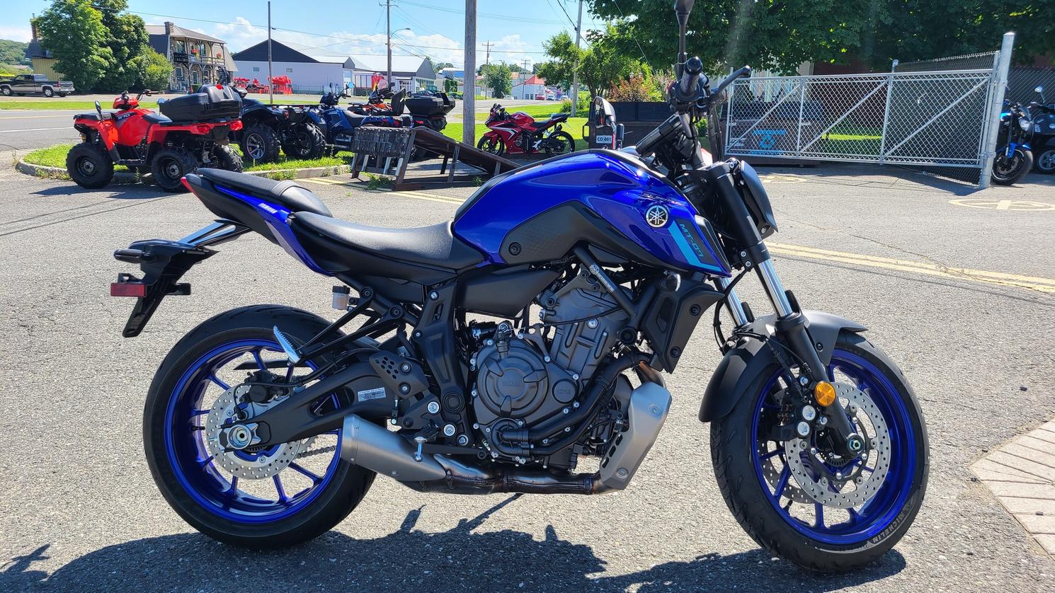 Moto sport Yamaha MT-07 2022 à vendre