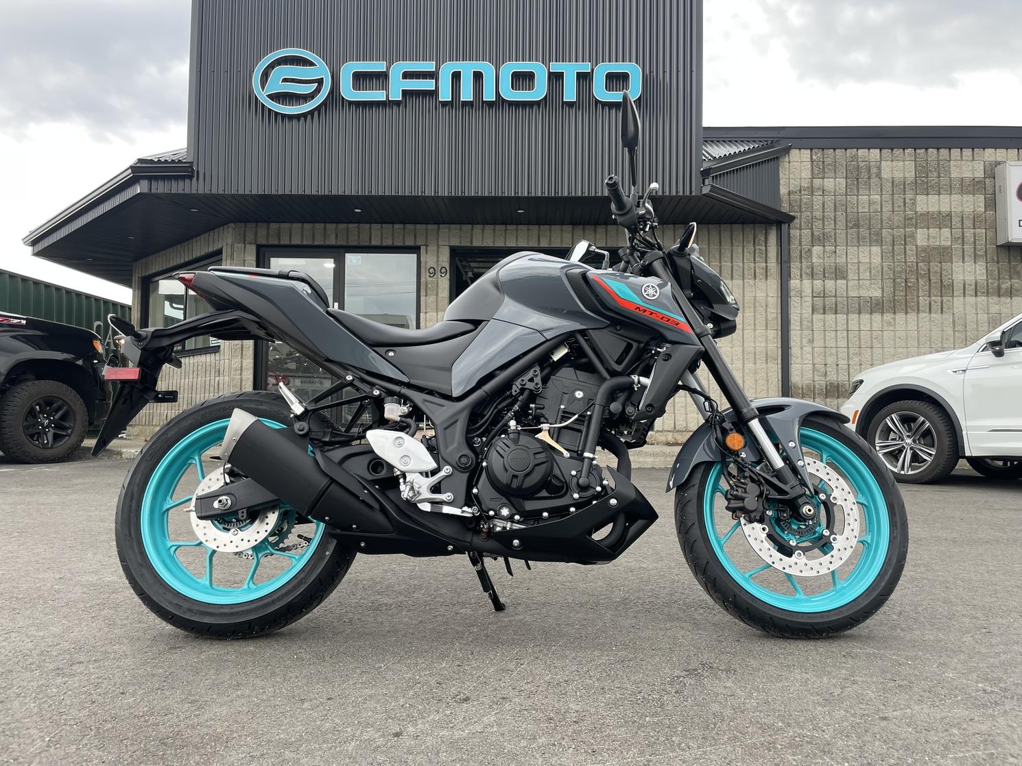 Moto sport Yamaha MT-03 2023 à vendre