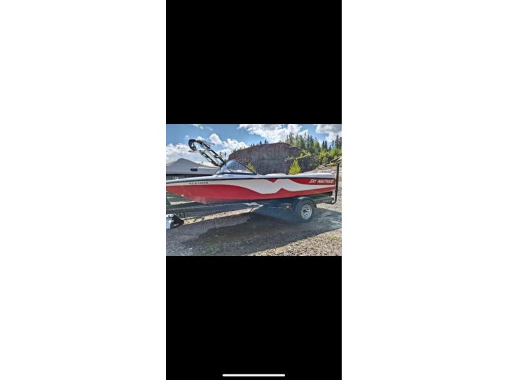 Bateau ski nautique /  Wakeboard Correct Craft Inc SKI NAUTIQUE 19' 320HP 2001 à vendre
