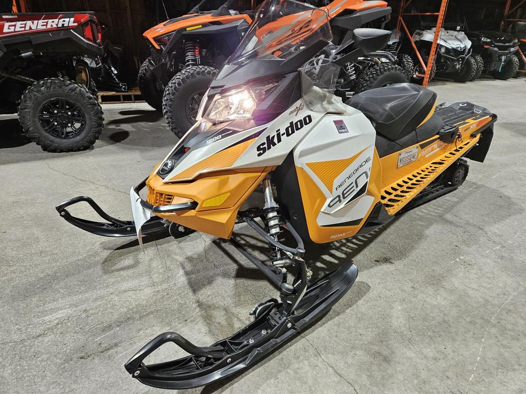 Motoneige Ski-Doo RENEGADE 1200 2017 à vendre