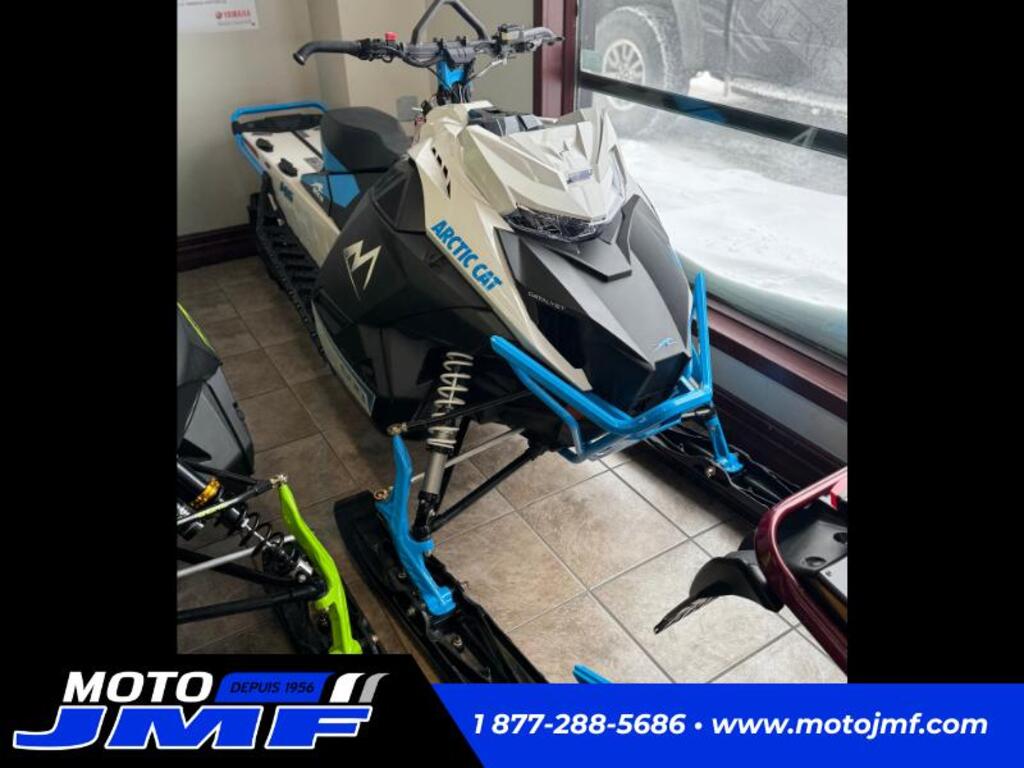 Motoneige Arctic Cat  2024 à vendre