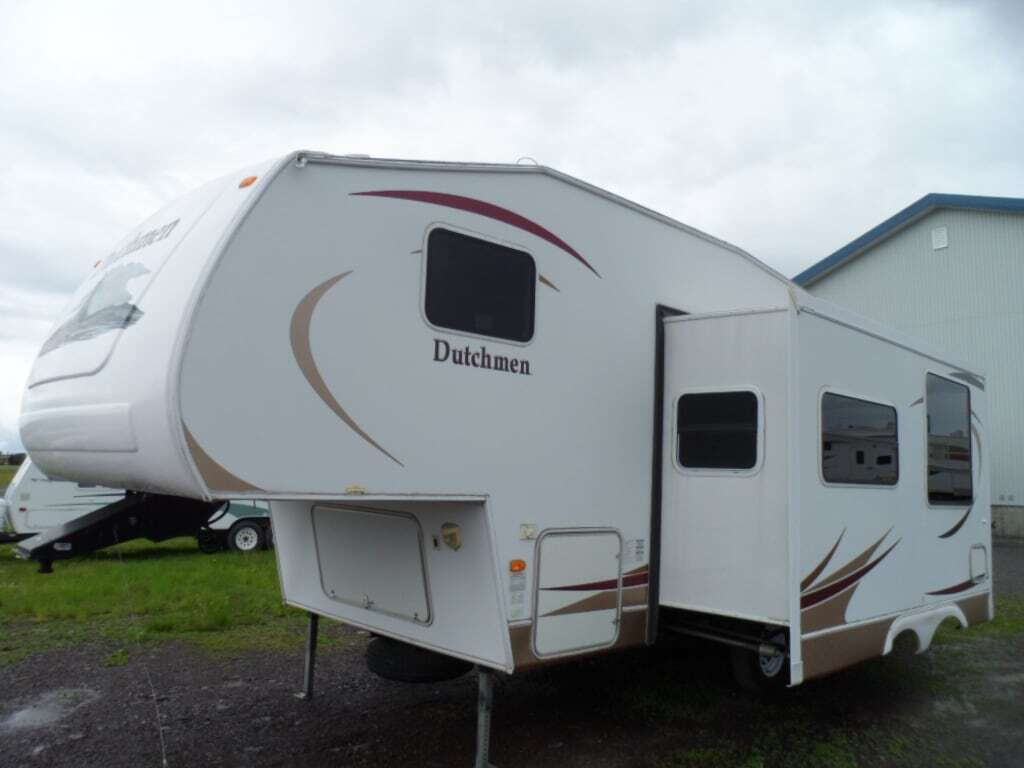 Caravane à sellette Dutchmen 24BM 2009 à vendre