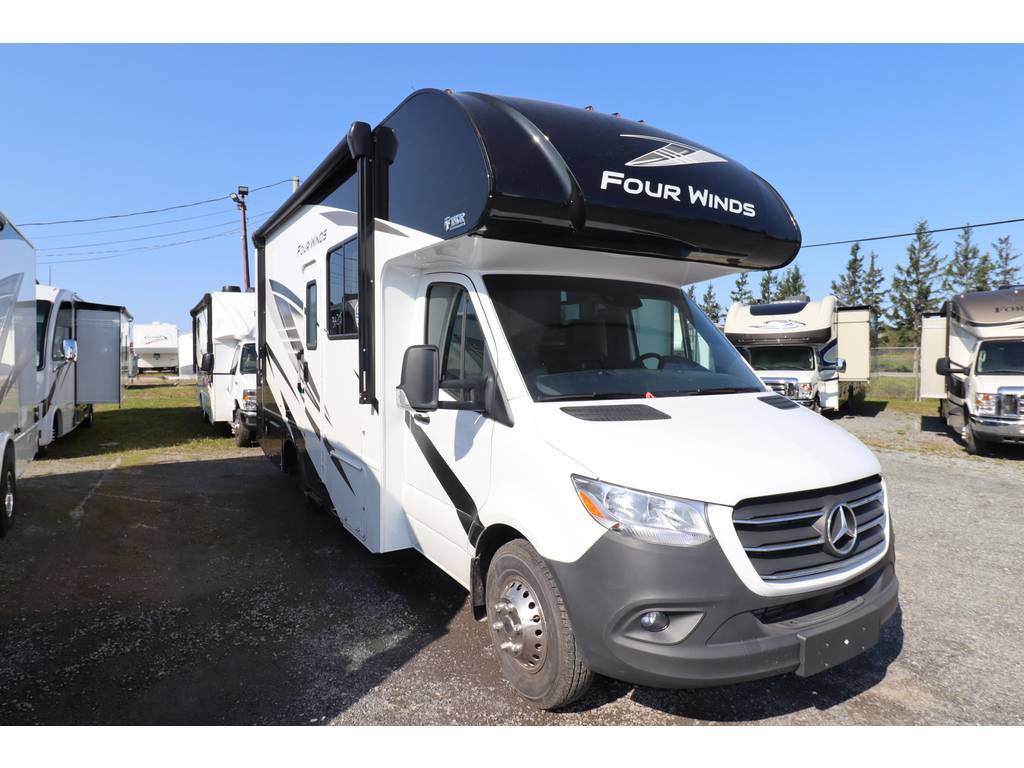 Class C Motorhome Four Winds  2024 à vendre