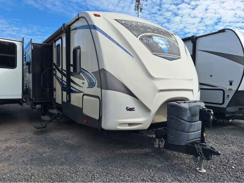 Caravane à sellette Heartland Sunset Trail 26RB 2015 à vendre