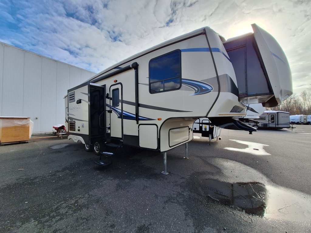 Roulotte Heartland Sunset Trail 26RB 2015 à vendre