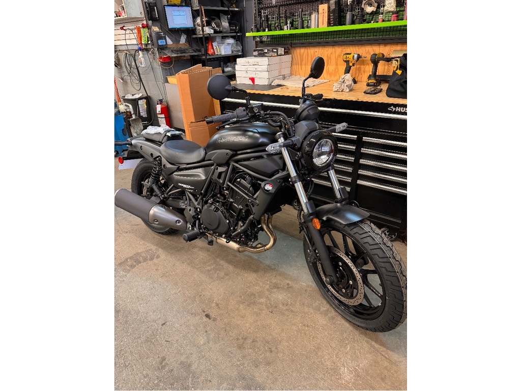 Moto routière/cruiser Kawasaki Eliminator 2024 à vendre