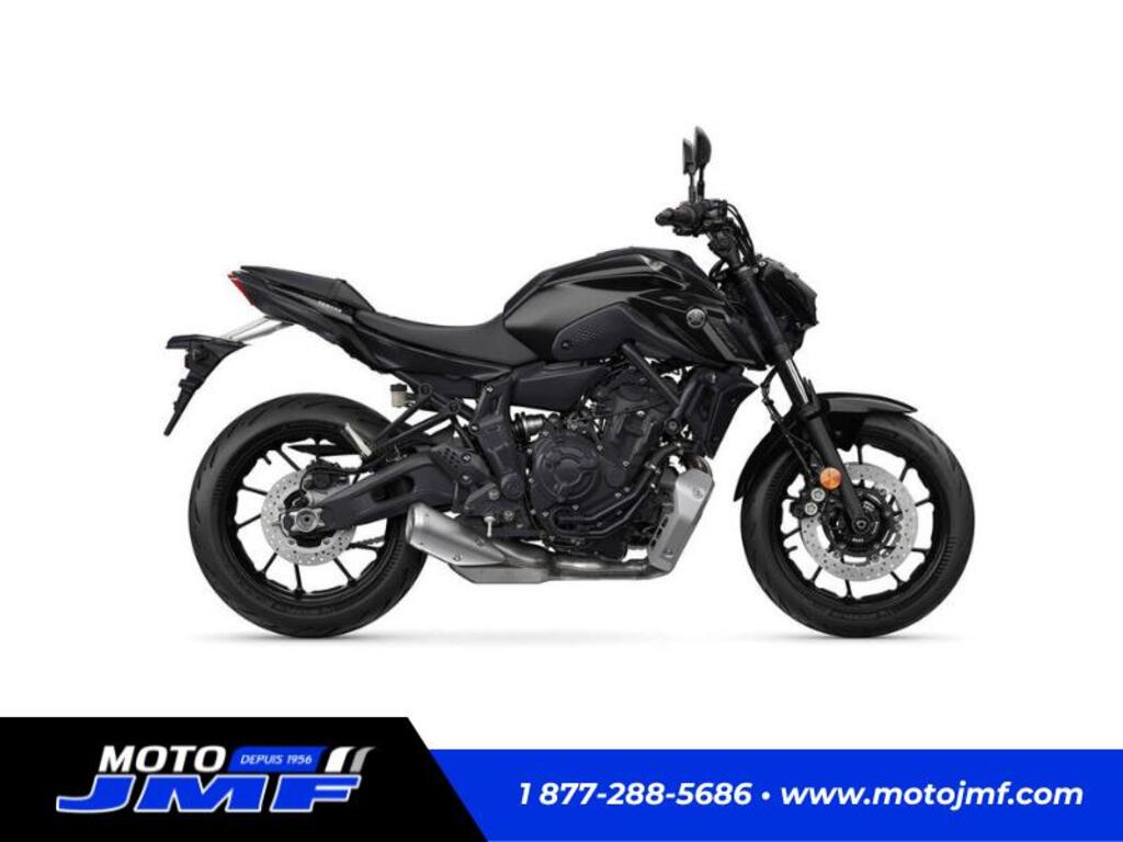 Road Bike and cruiser motorcyle Yamaha MT07 2024 à vendre