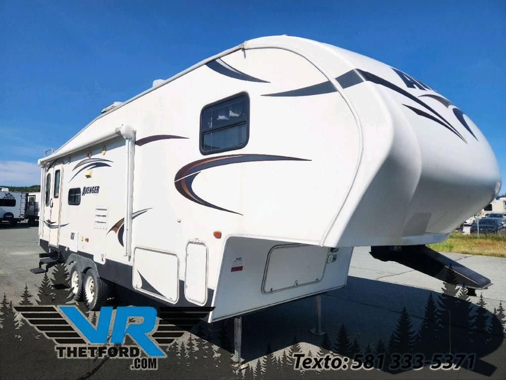 Caravane à sellette Prime Time Avenger 526RLS, COUPLE 2014 à vendre