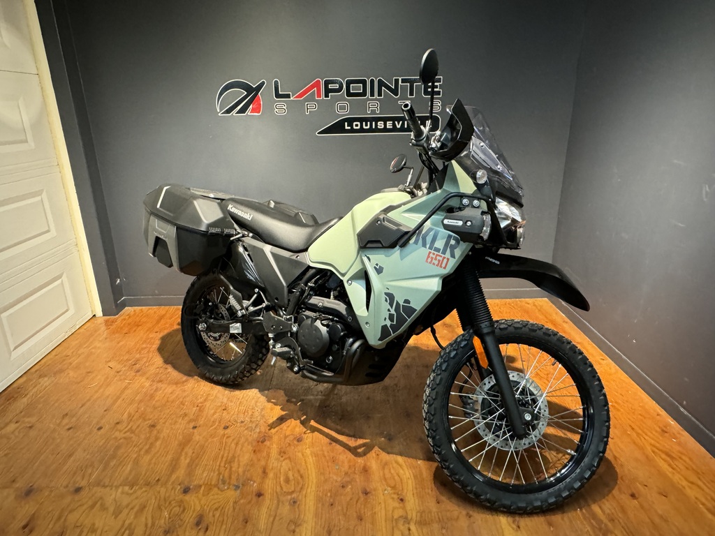 Moto double usage Kawasaki KLR650 Adventure 2024 à vendre