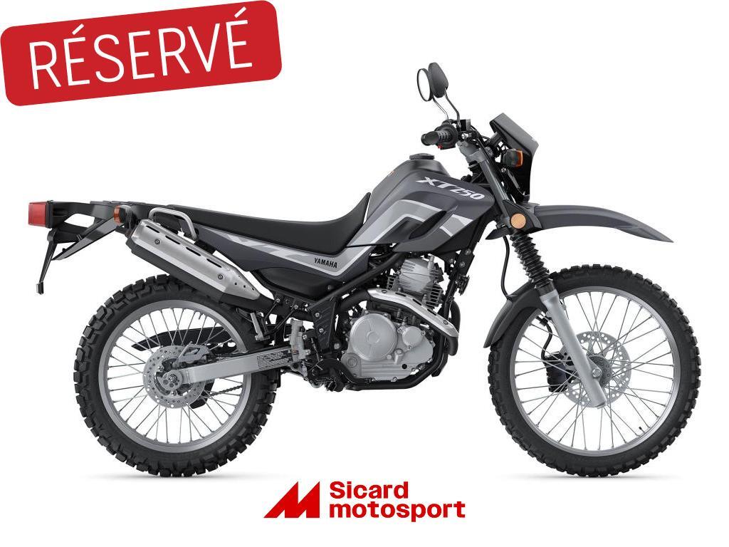 Moto double usage Yamaha XT250 2024 à vendre