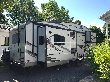 FIFTH WHEEL FOREST RIVER ROCKWOOD SIGNATURE ULTRA LITE 8265WS 2016 , 3 SLIDE OUT , LUXUEUSE , LEGERE * 418-932-6595 *