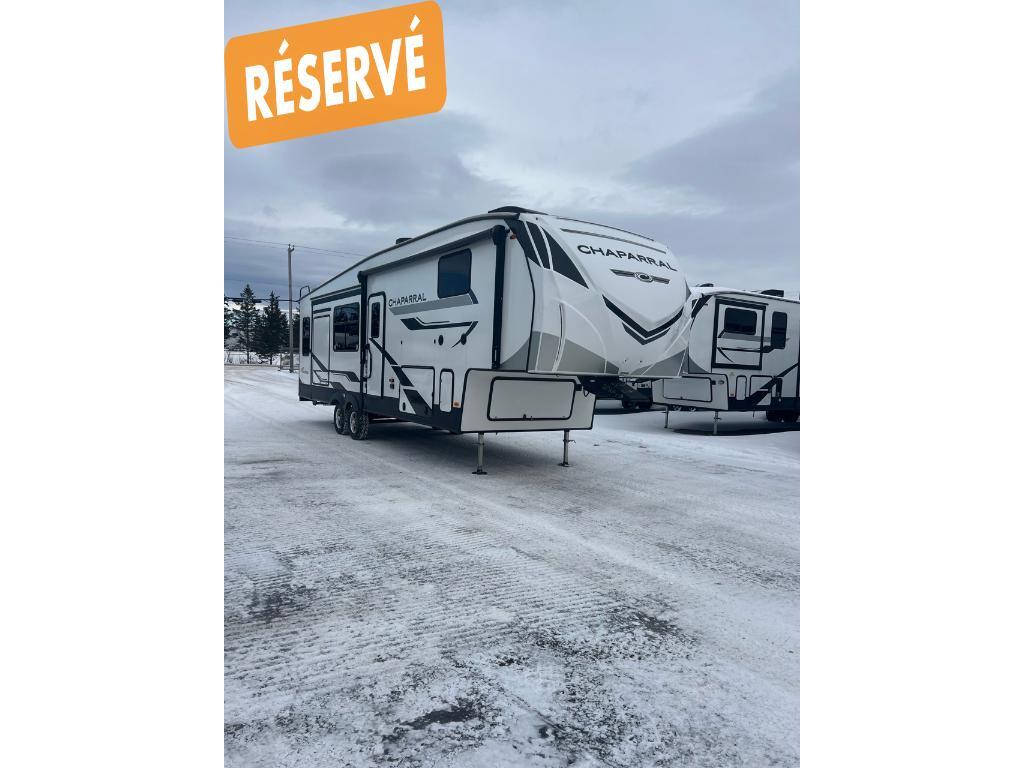 Caravane à sellette Chaparral 298RLS 2024 à vendre