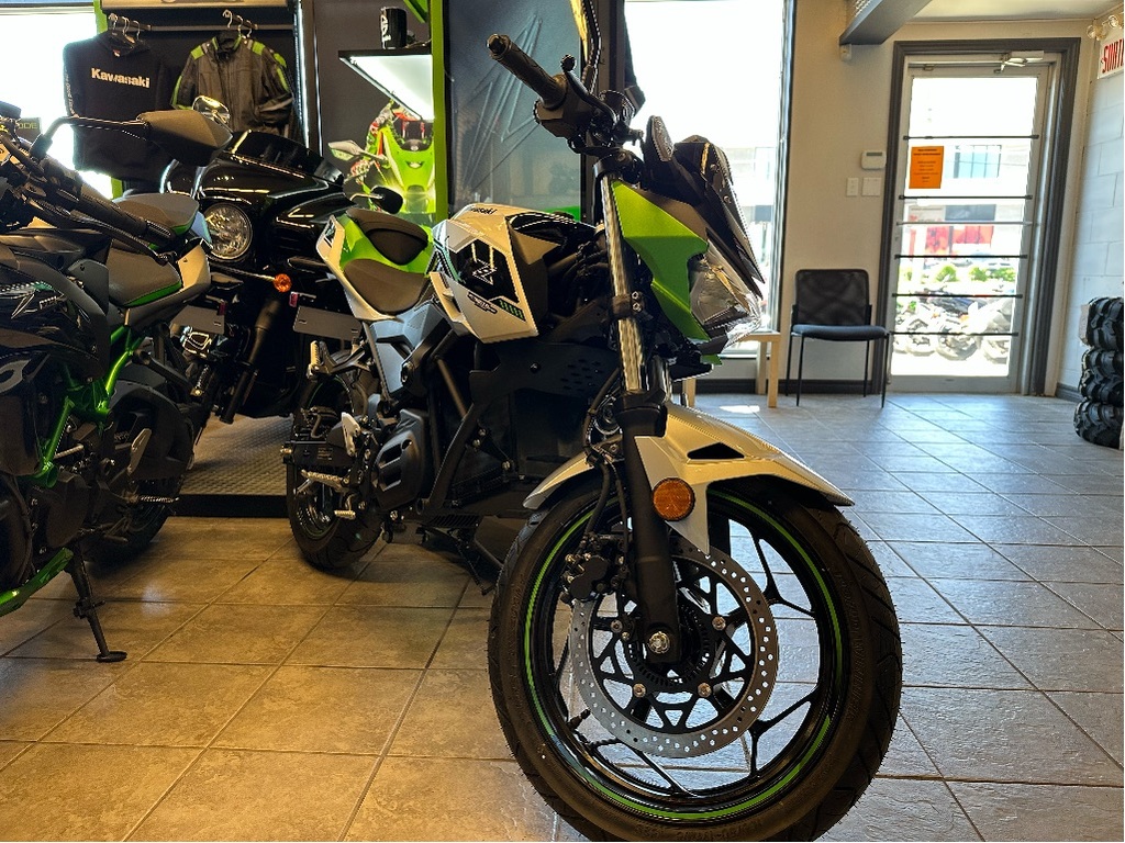 Moto routière/cruiser Kawasaki Z e-1 2024 à vendre
