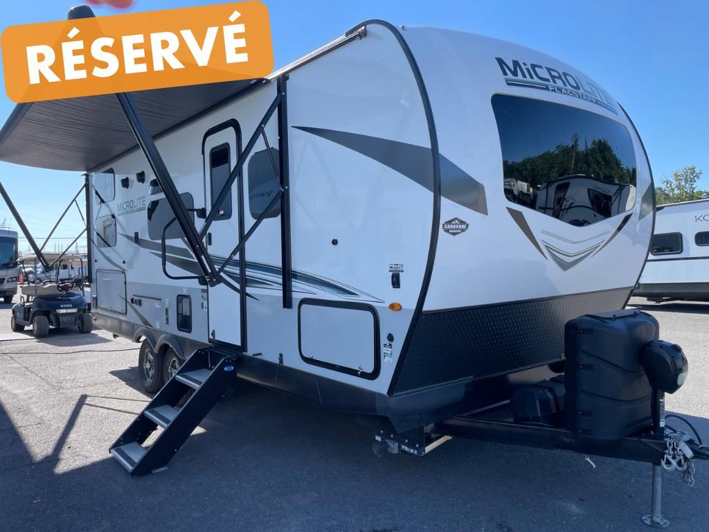Roulotte Flagstaff Micro Lite 25BRD 2022 à vendre