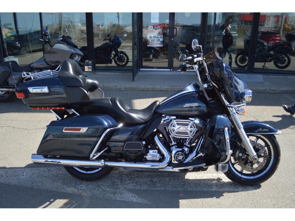 Moto tourisme Harley-Davidson FL-ED 2016 à vendre