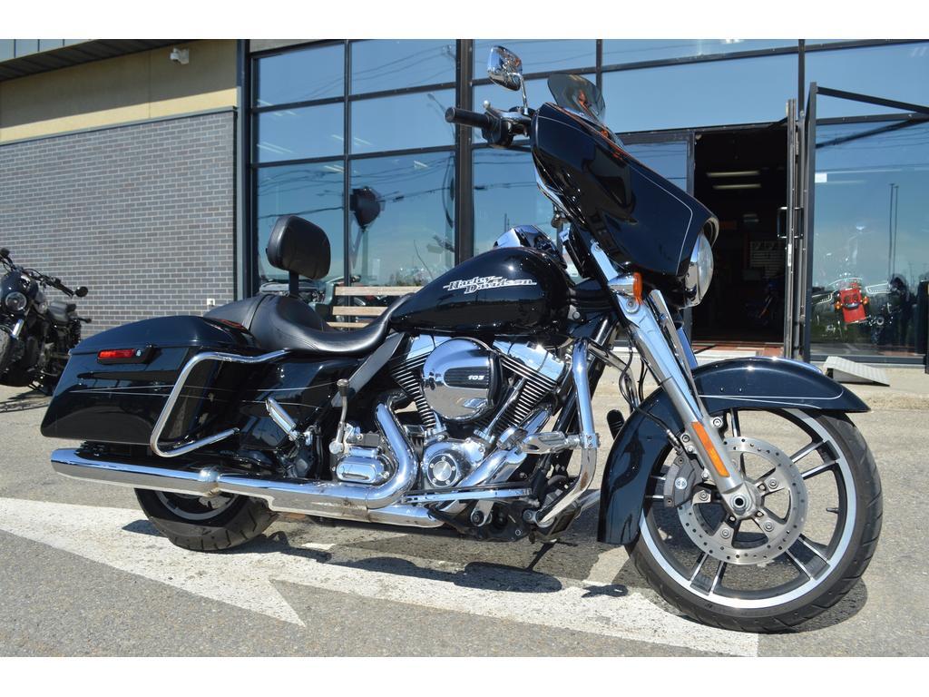 Moto tourisme Harley-Davidson  2014 à vendre