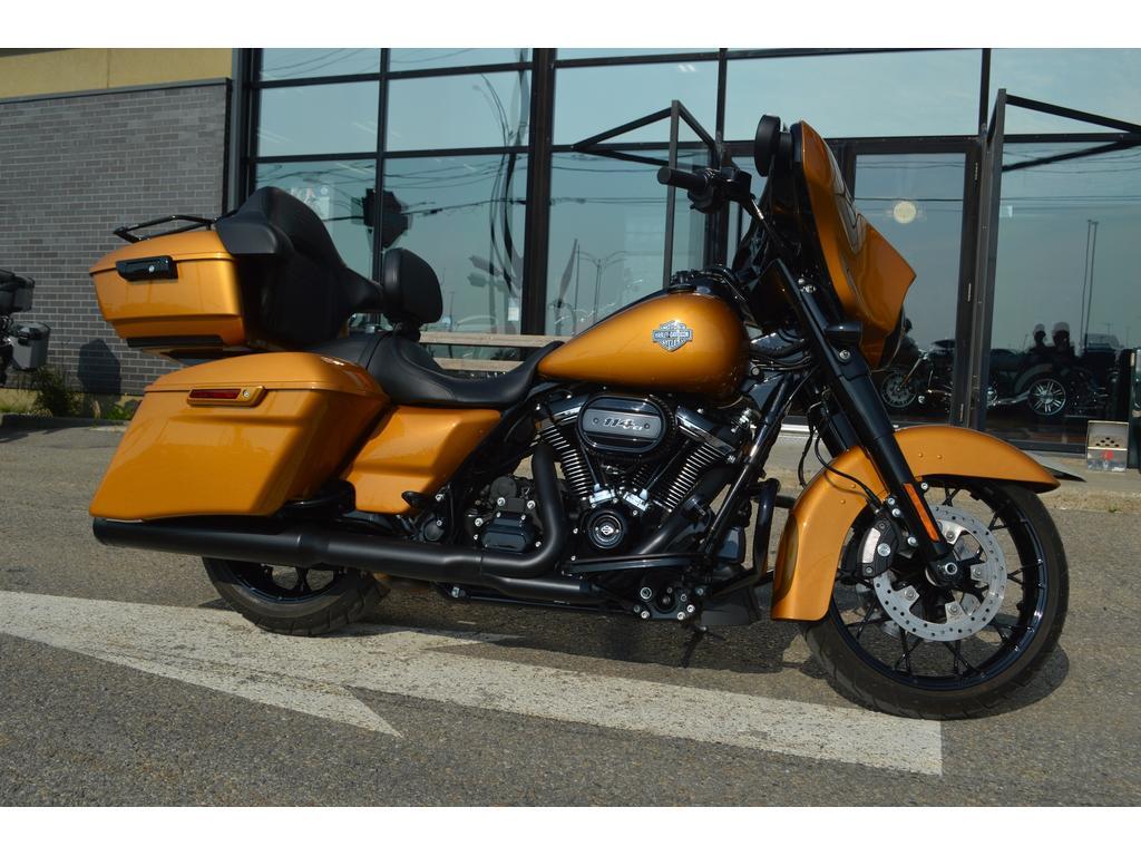 Moto tourisme Harley-Davidson FLHXS Street Glide Special 2023 à vendre