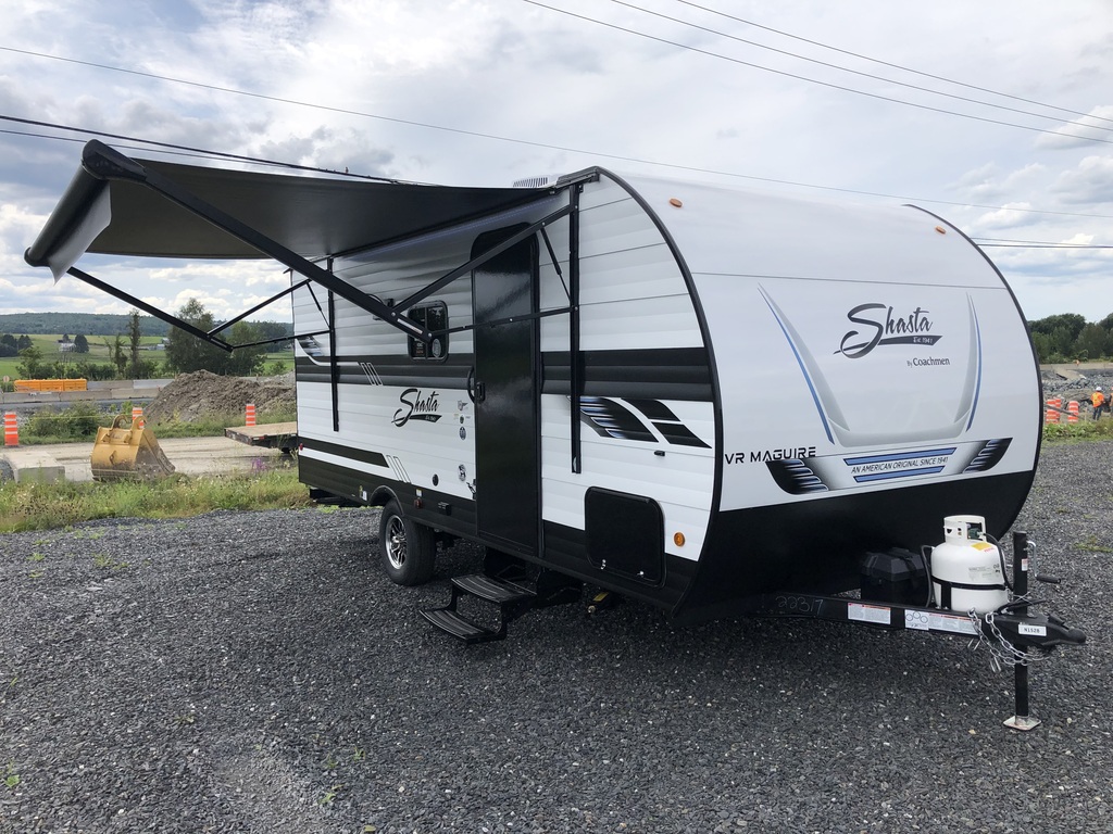 Roulotte Shasta OASIS 18BH 2025 à vendre