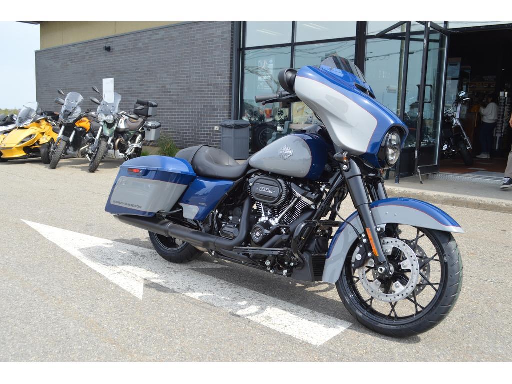 Moto tourisme Harley-Davidson FLHXS Street Glide Special 2023 à vendre