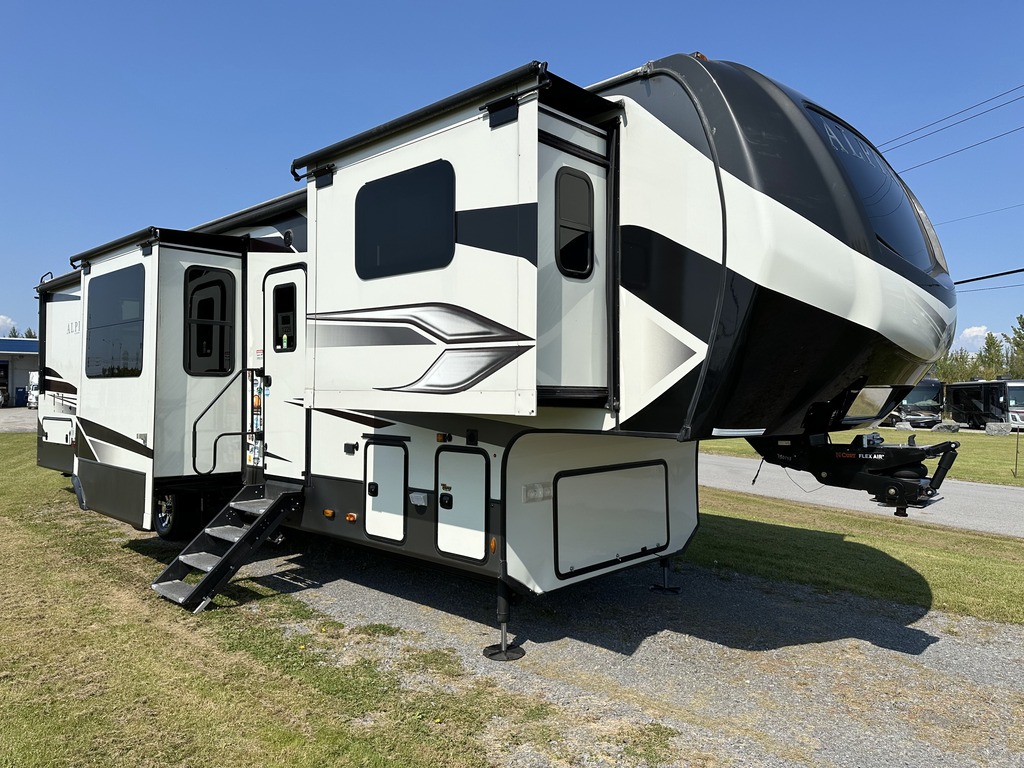 Caravane à sellette Keystone RV Alpine 3712KB 2022 à vendre