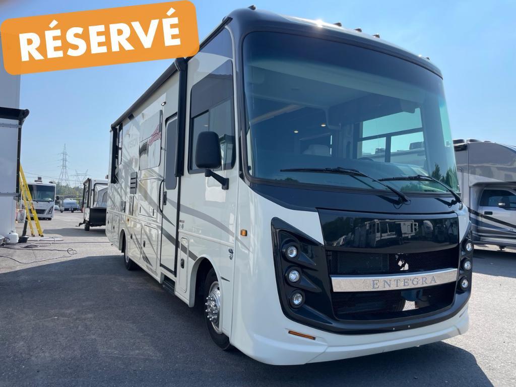VR Classe A Entegra Coach Vision 27A ESSENCE 2023 à vendre