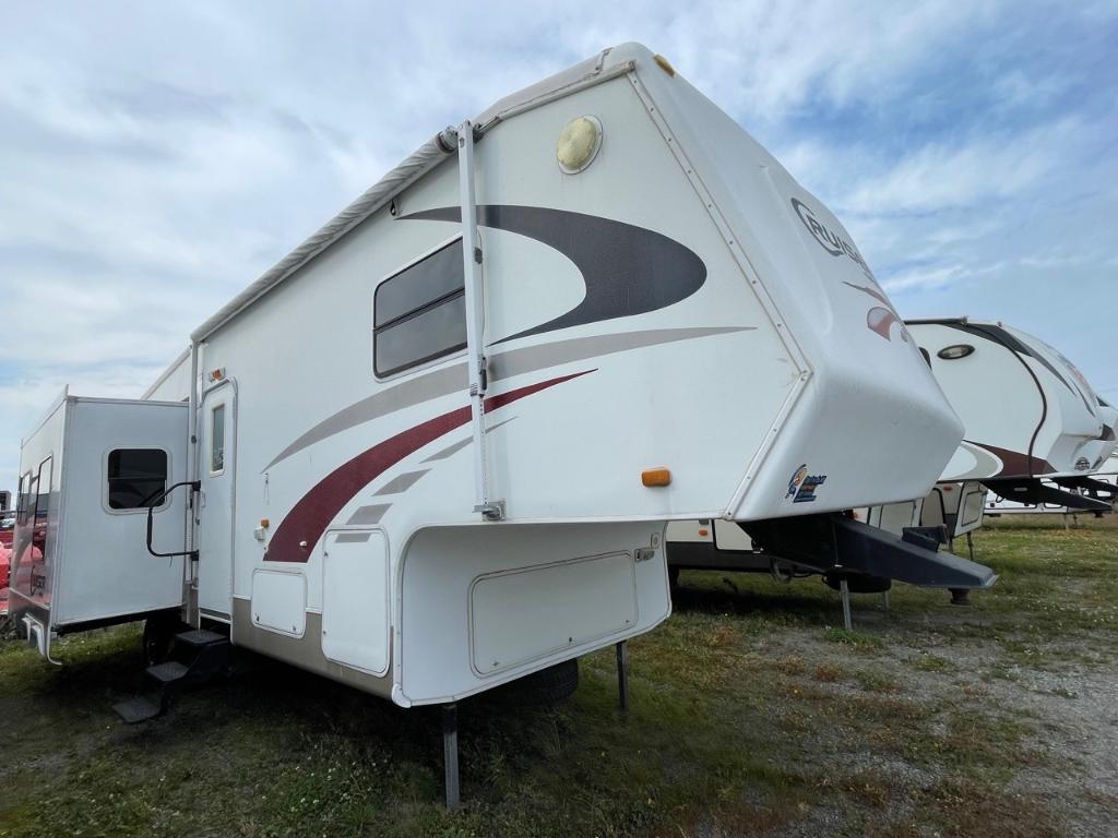 Caravane à sellette Cruiser CF30S 2006 à vendre