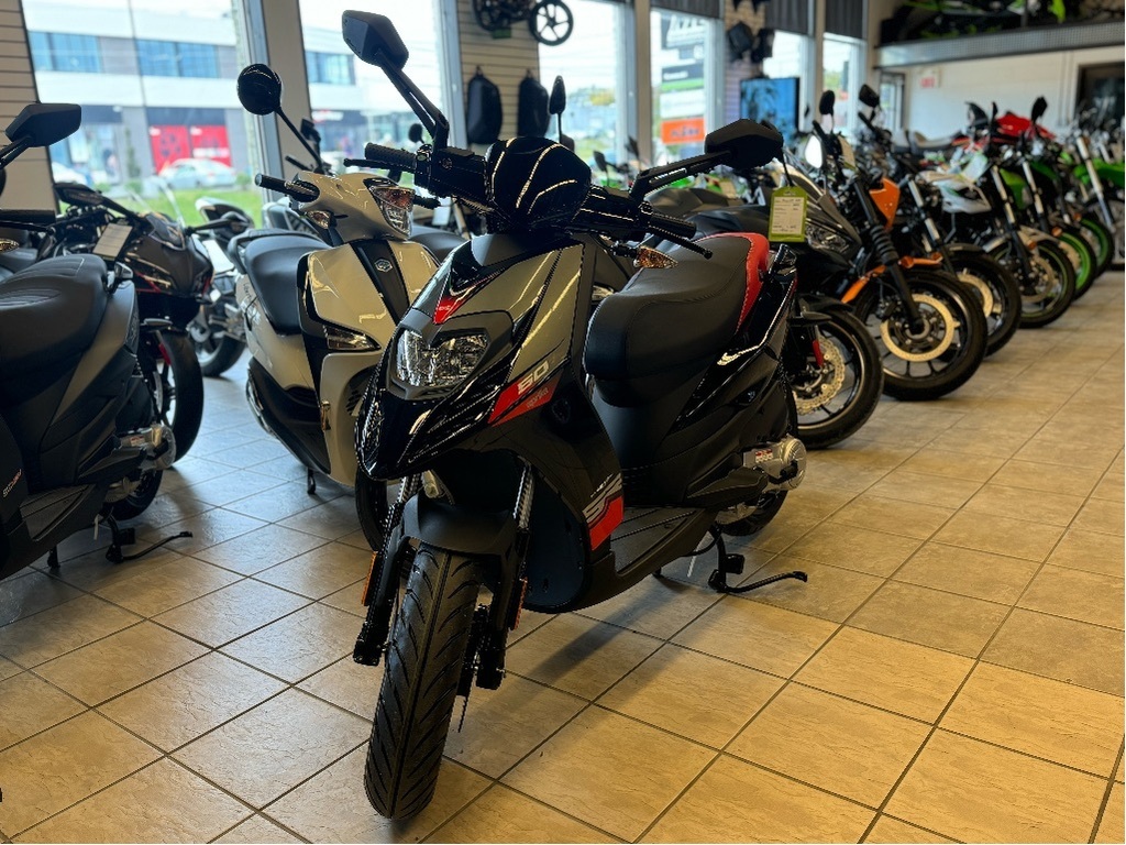 Scooter Aprilia SR 50 2025 à vendre