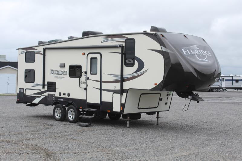 Caravane à sellette Heartland Elkridge E26 2015 à vendre