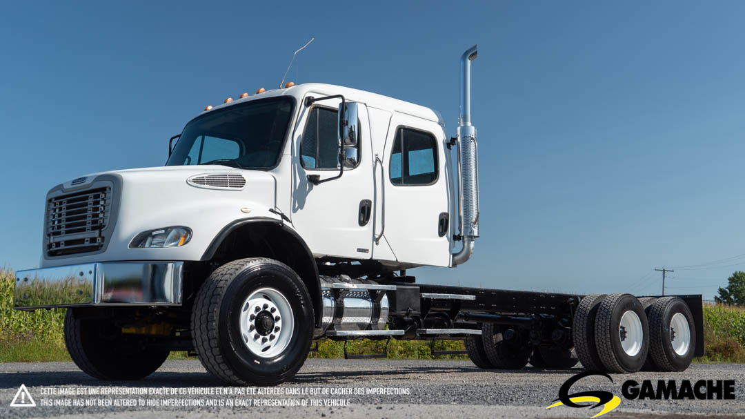 Camion lourd Freightliner M2 112 CAB & CHASSIS 2005 à vendre