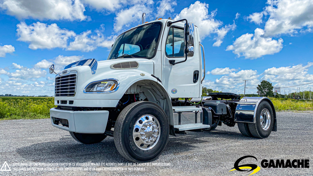 Camion lourd Freightliner M2 106 2013 à vendre