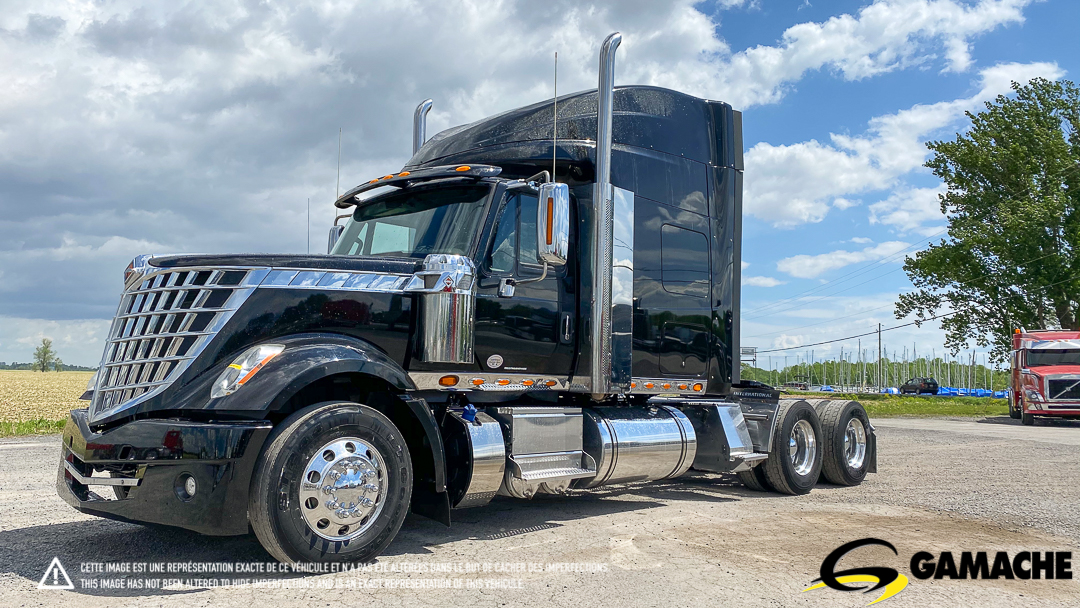 Camion lourd International LONESTAR HIGHWAY / SLEEPER TRUCK 2016 à vendre