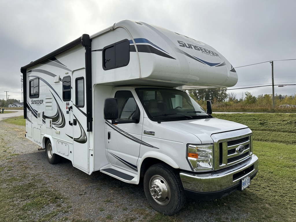 VR Classe C Forest River Sunseeker 2290S 2018 à vendre