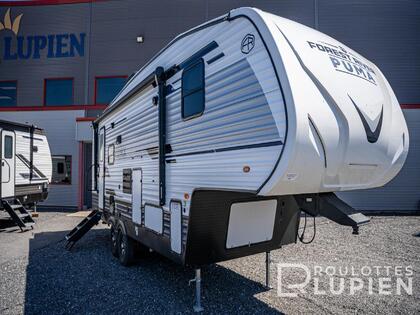 Caravane à sellette Forest River Puma 2025 à vendre