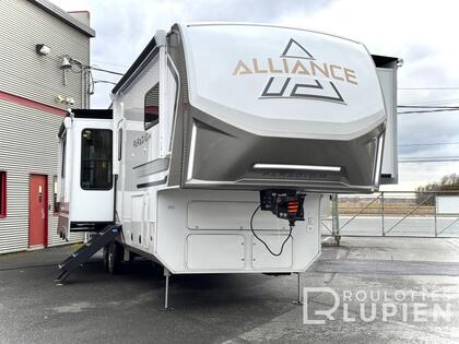 Caravane à sellette Alliance  2025 à vendre