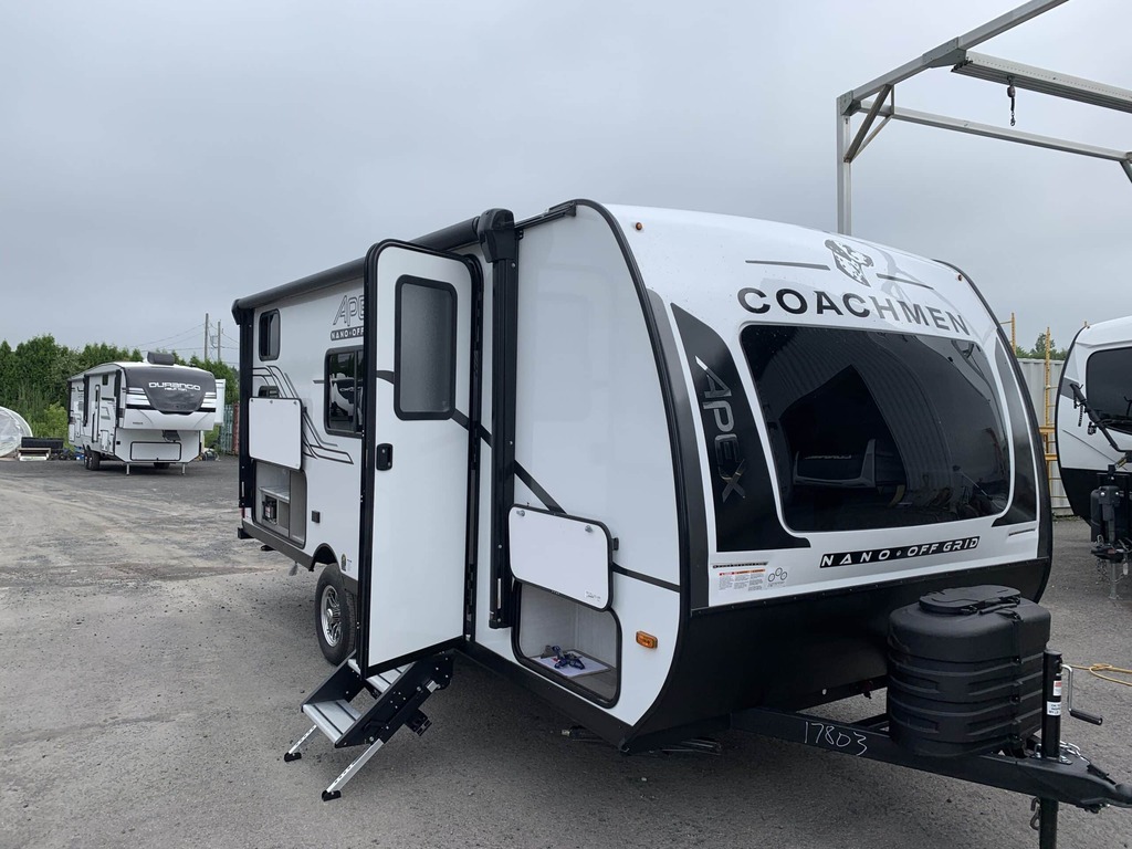 Roulotte Coachmen Apex UltrA-Lite 2025 à vendre