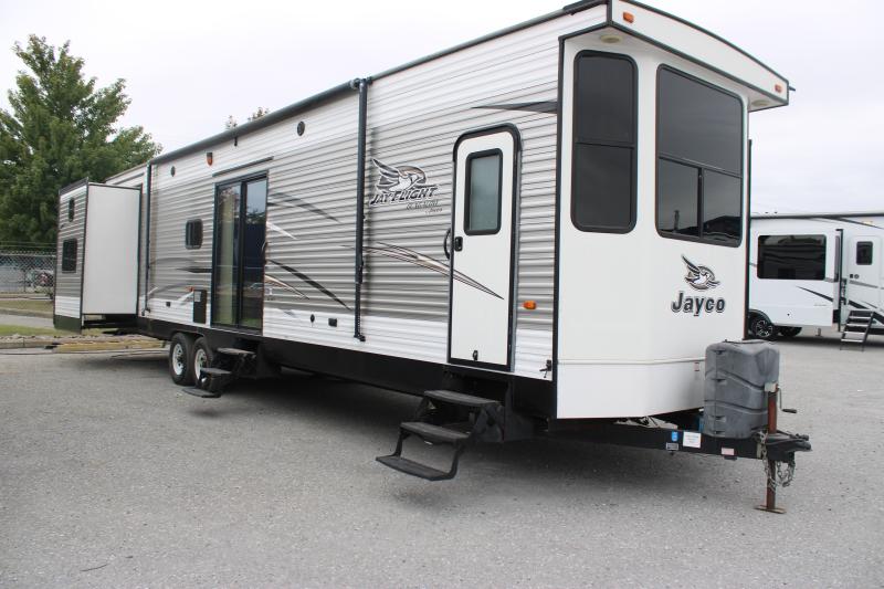 Roulotte de parc Jayco Jay Flight 40DBT 2016 à vendre