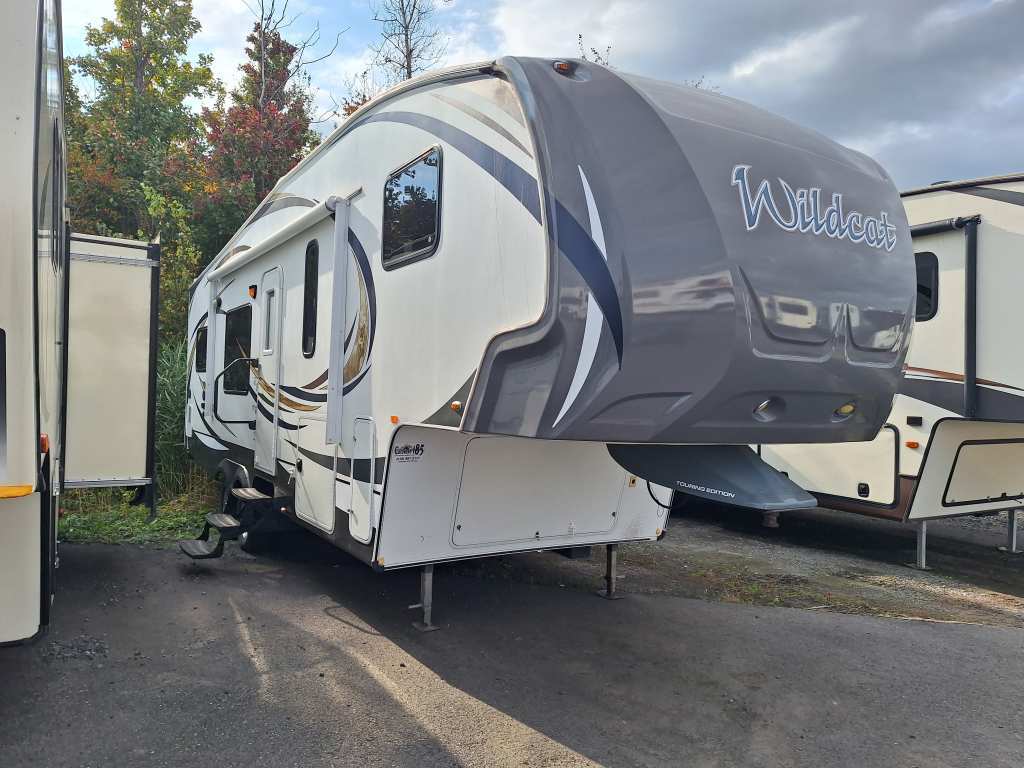 Caravane à sellette Forest River Wildcat 282RKX 2013 à vendre