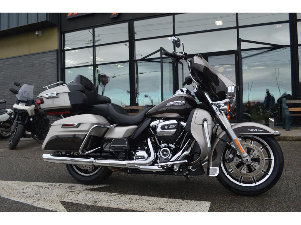 Moto tourisme Harley-Davidson FLHTCU Electra Glide 2018 à vendre