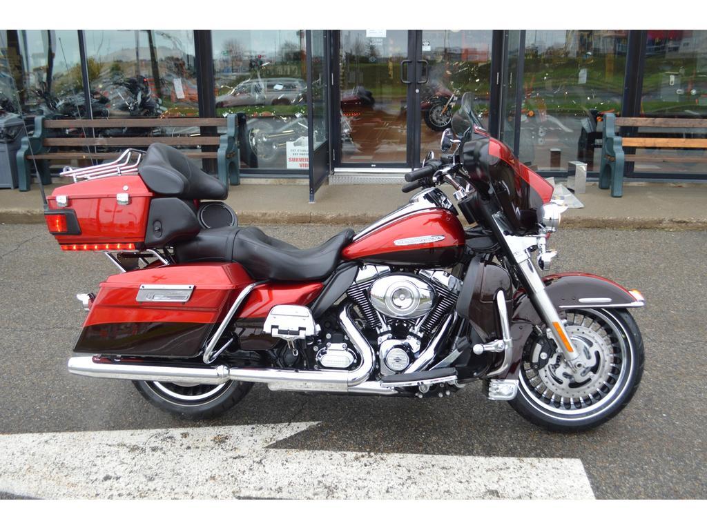 Moto tourisme Harley-Davidson  2013 à vendre