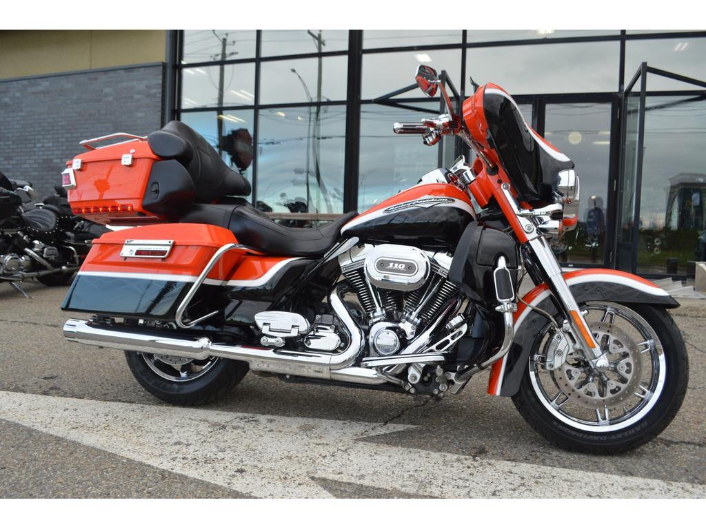 Moto routière/cruiser Harley-Davidson  2012 à vendre