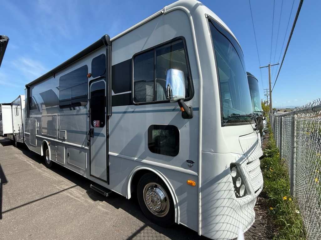 VR Classe A Fleetwood 2025 à vendre